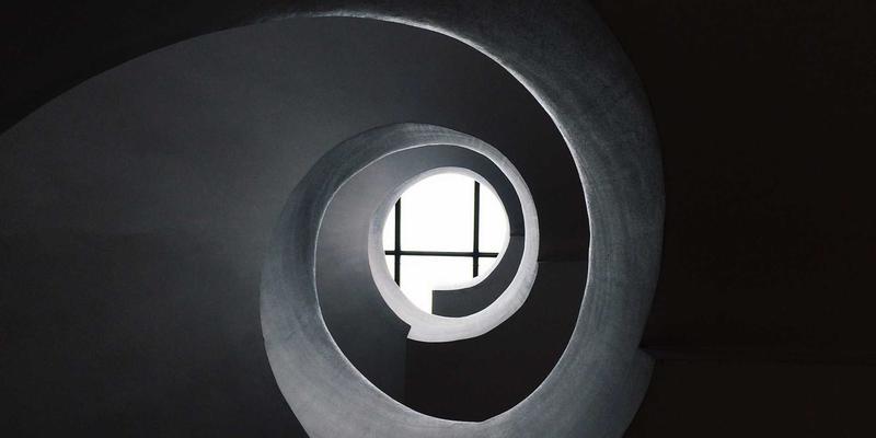 生物技术实践指南：核心实验室设备与仪器的高效应用