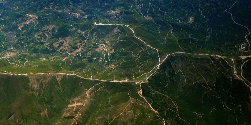 赋能未来：生物技术实验室核心仪器与设备的创新革命